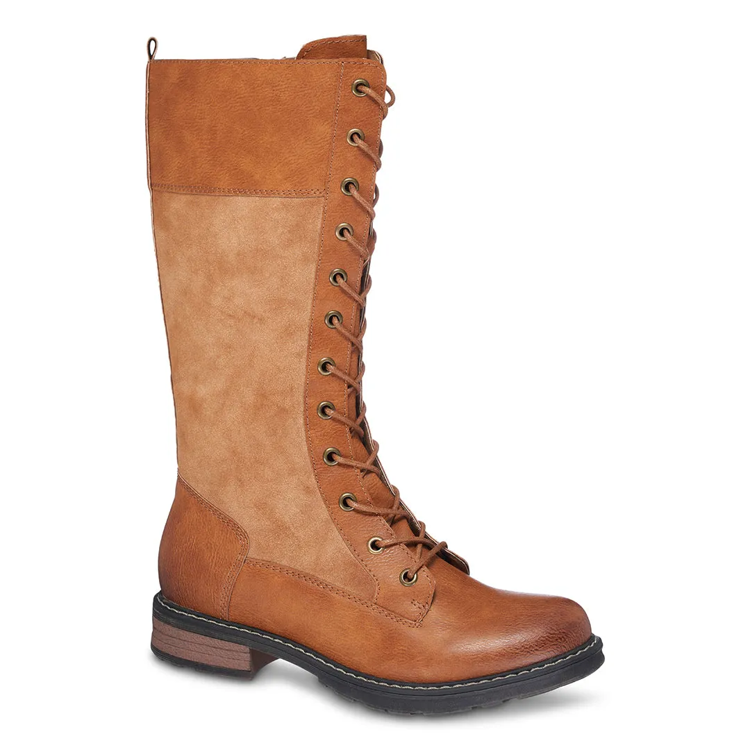 Hanker Combat Boots in Cognac