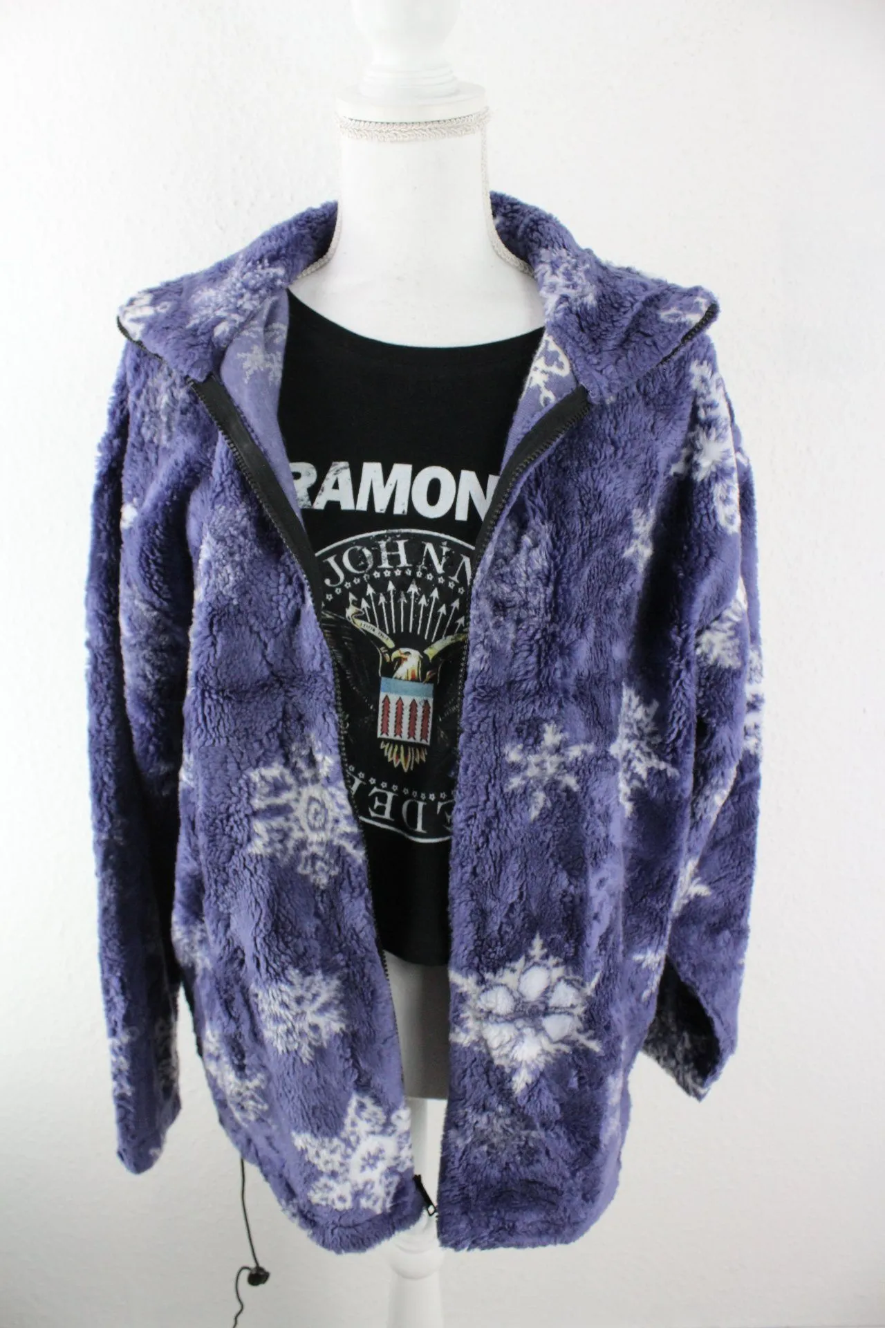 Vintage Blue Snowflake Jacket (XL)